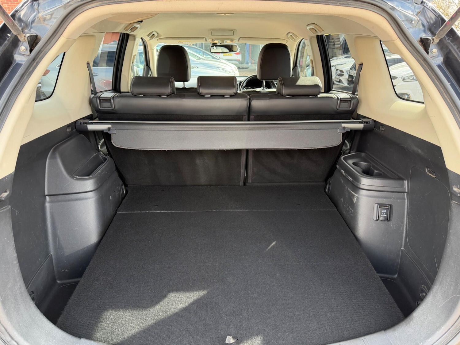 Used Mitsubishi Outlander for sale - 77658771: Photo 31