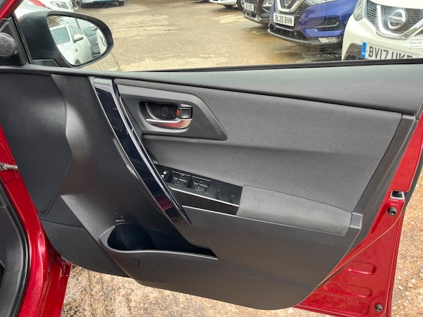 Used Toyota Auris 2017 for sale - 76151666: Photo 20
