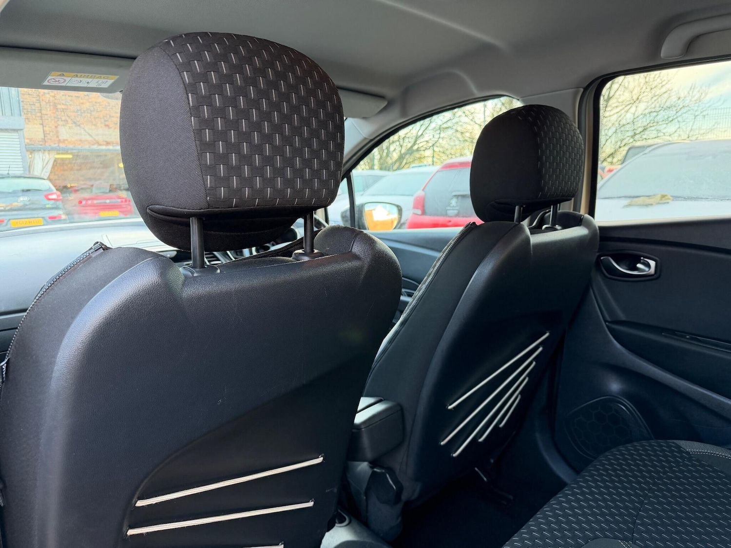 Used Renault Captur 2017 for sale - 76997343: Photo 33