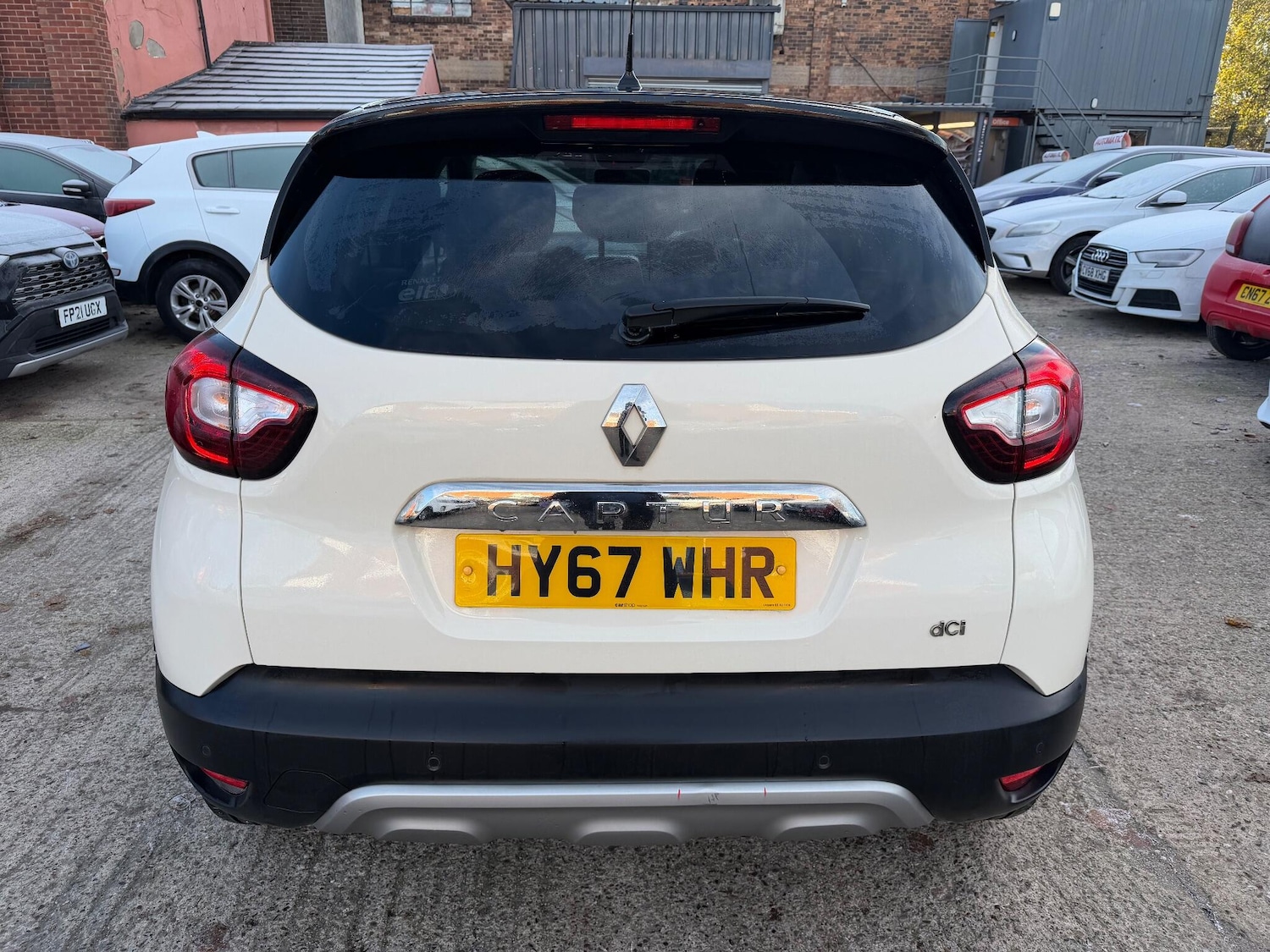 Used Renault Captur 2017 for sale - 76997343: Photo 5