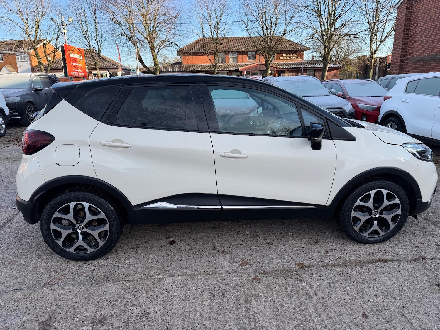 Used Renault Captur 2017 for sale - 76997343: Photo 7