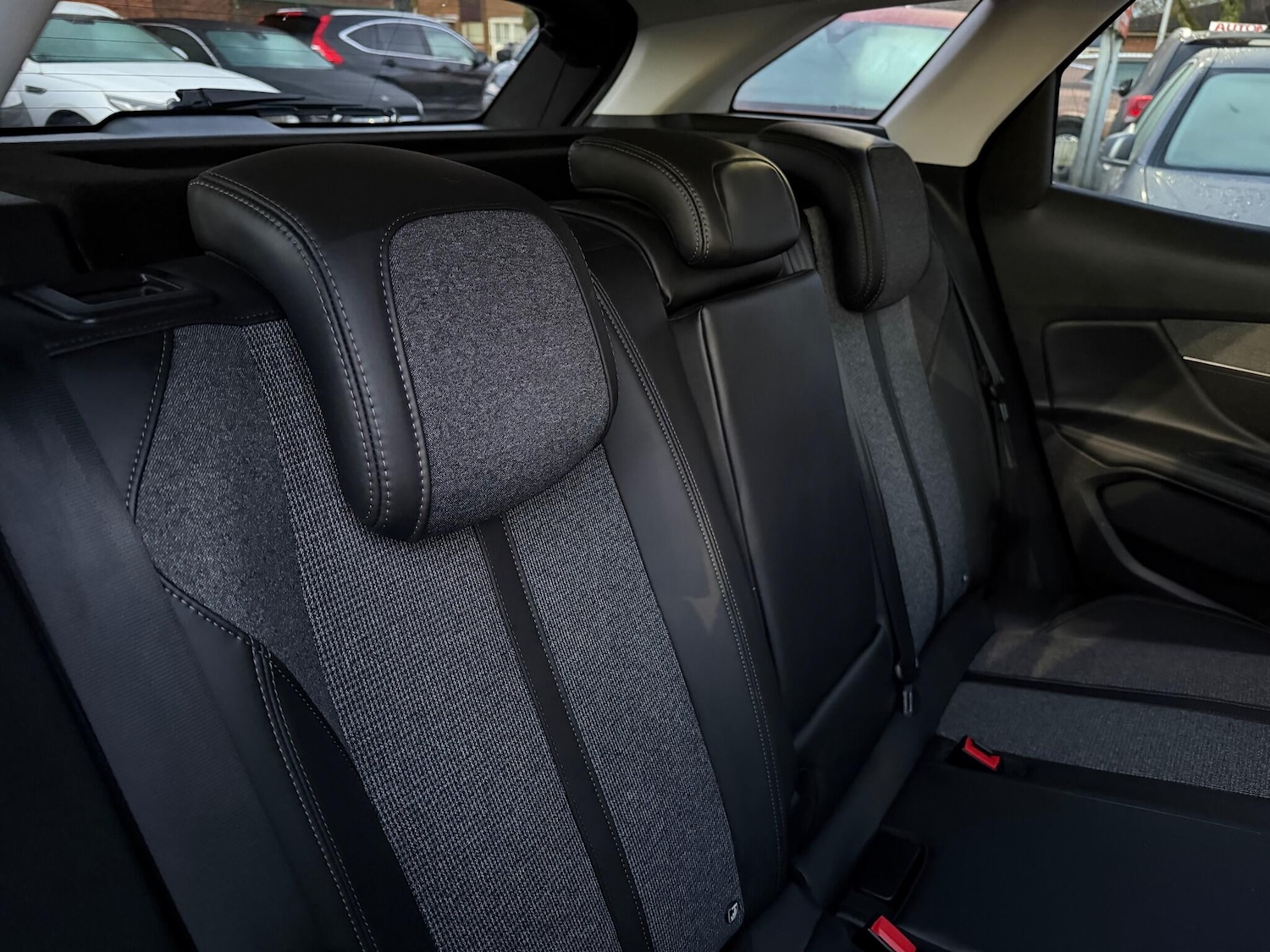 Used Peugeot 3008 2018 for sale - 76912791: Photo 22