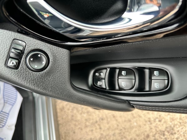 Used Nissan Qashqai 2018 for sale - 75658675: Photo 9