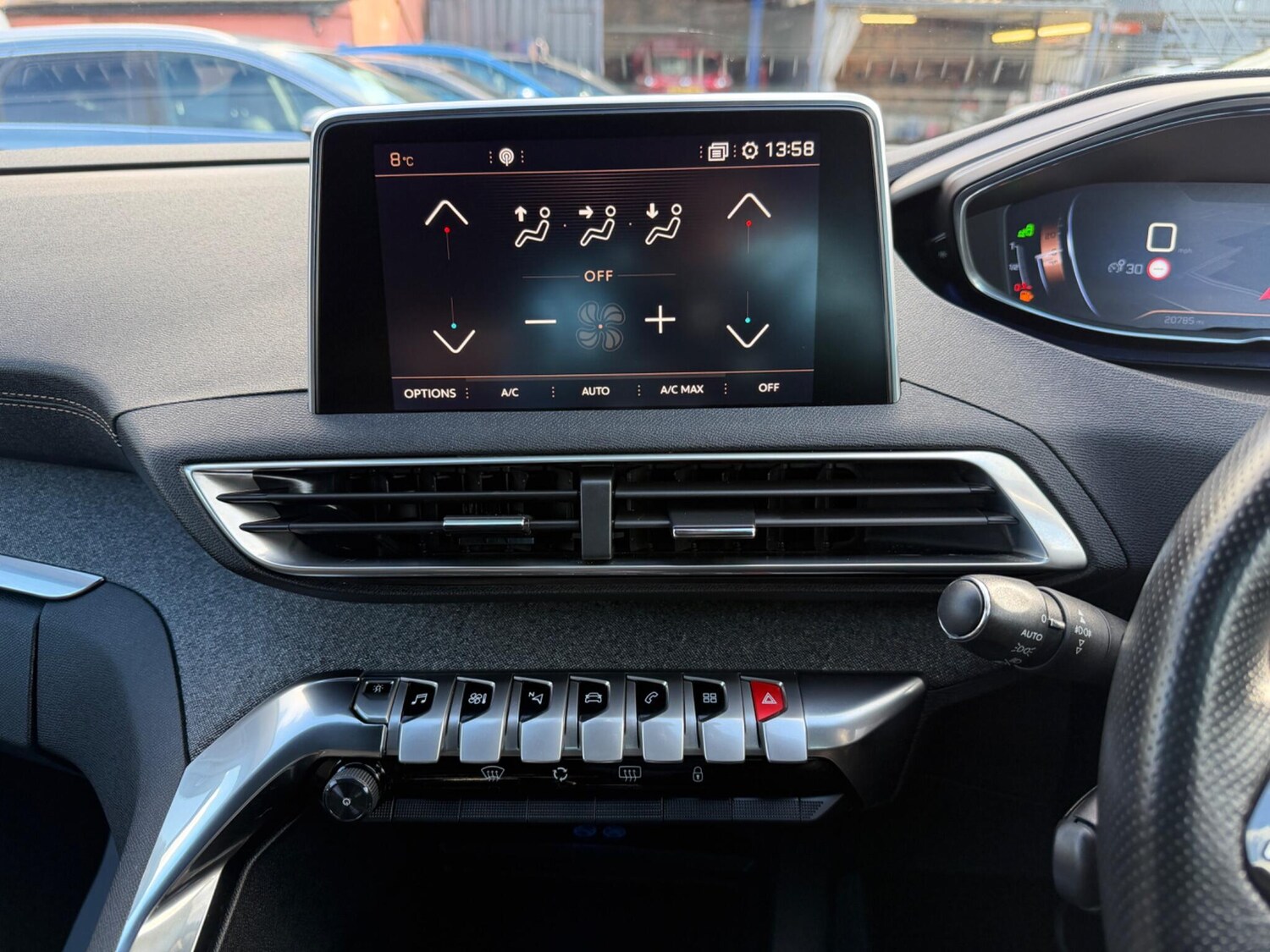 Used Peugeot 3008 2018 for sale - 77909150: Photo 21