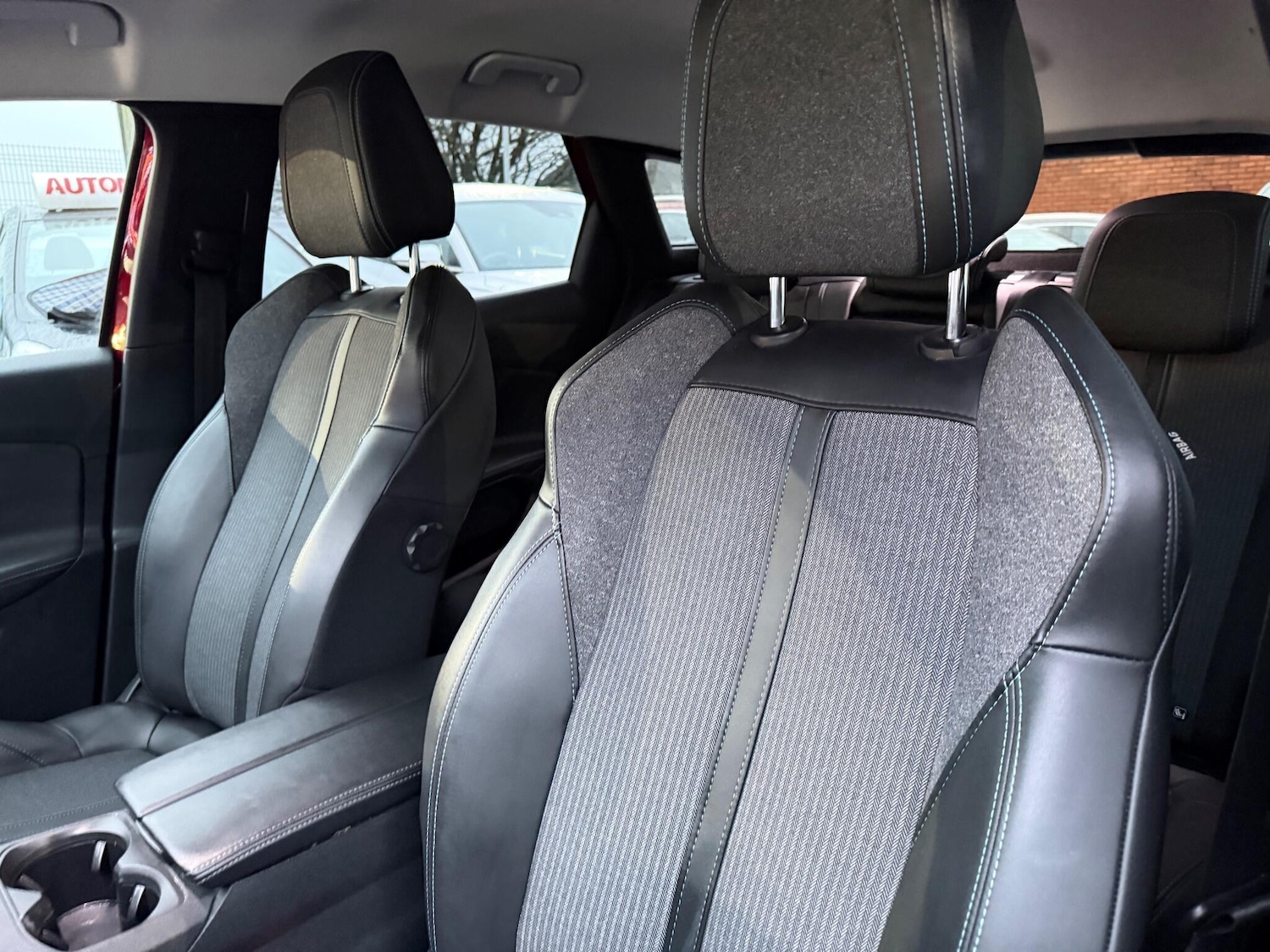 Used Peugeot 3008 2021 for sale - 76657001: Photo 27