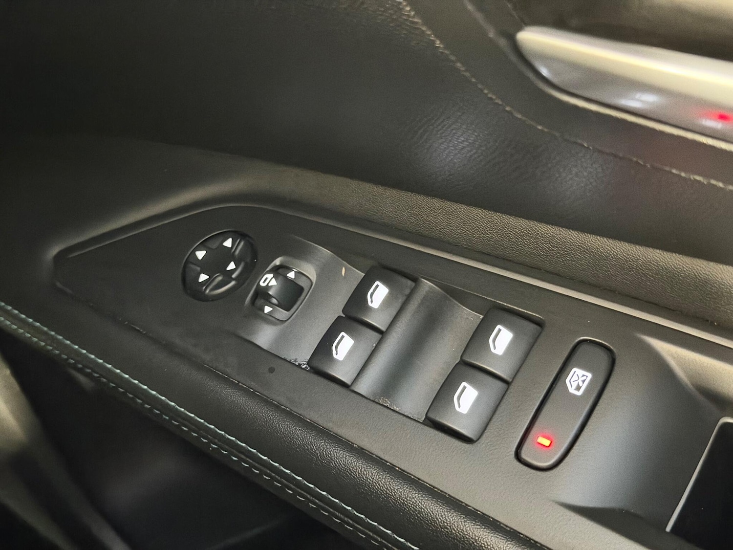 Used Peugeot 3008 2021 for sale - 76657001: Photo 36