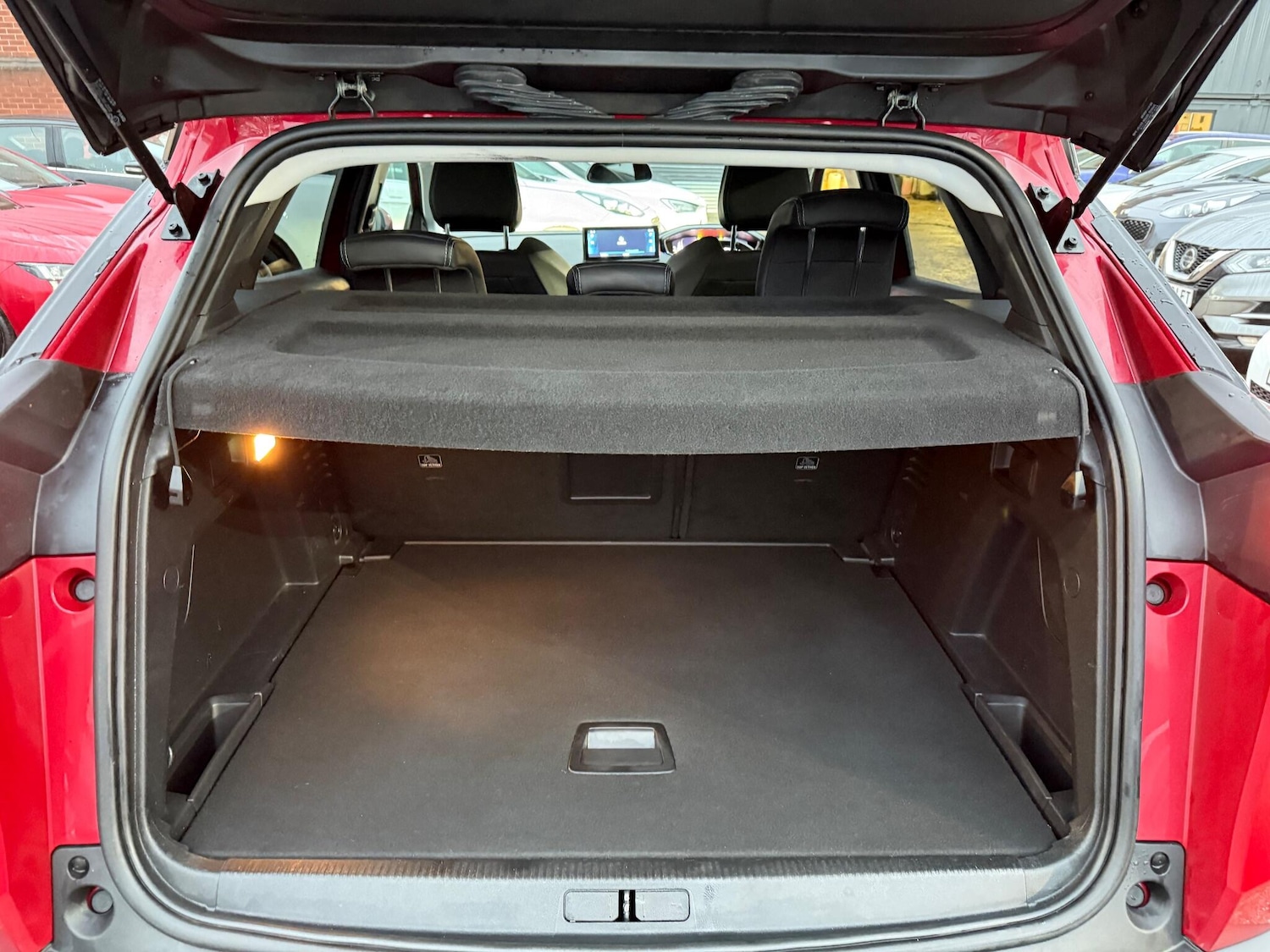 Used Peugeot 3008 2021 for sale - 76657001: Photo 41