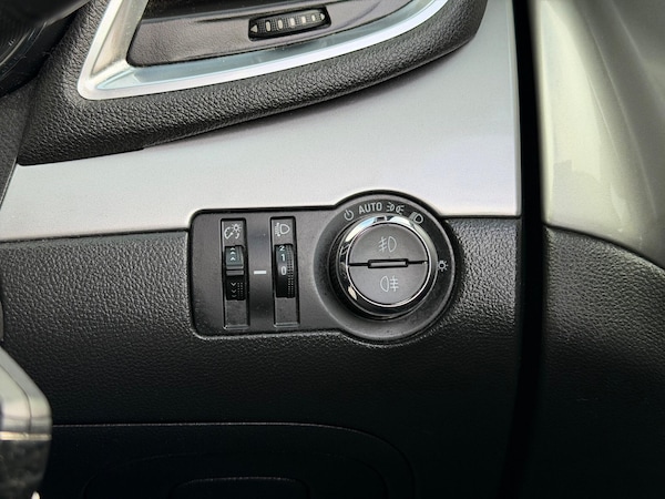 Used Vauxhall Mokka 2015 for sale - 76239991: Photo 32