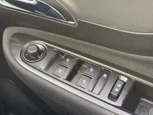 Used Vauxhall Mokka 2015 for sale - 76239991: Photo 34