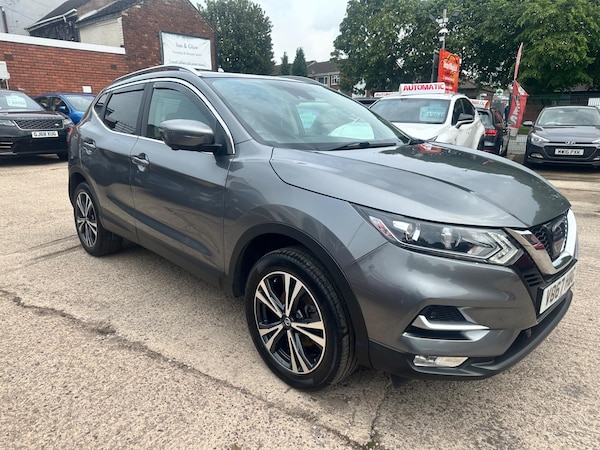 Used Nissan Qashqai 2017 for sale - 74875602: Photo 1