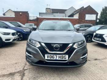 Used Nissan Qashqai 2017 for sale - 74875602: Photo