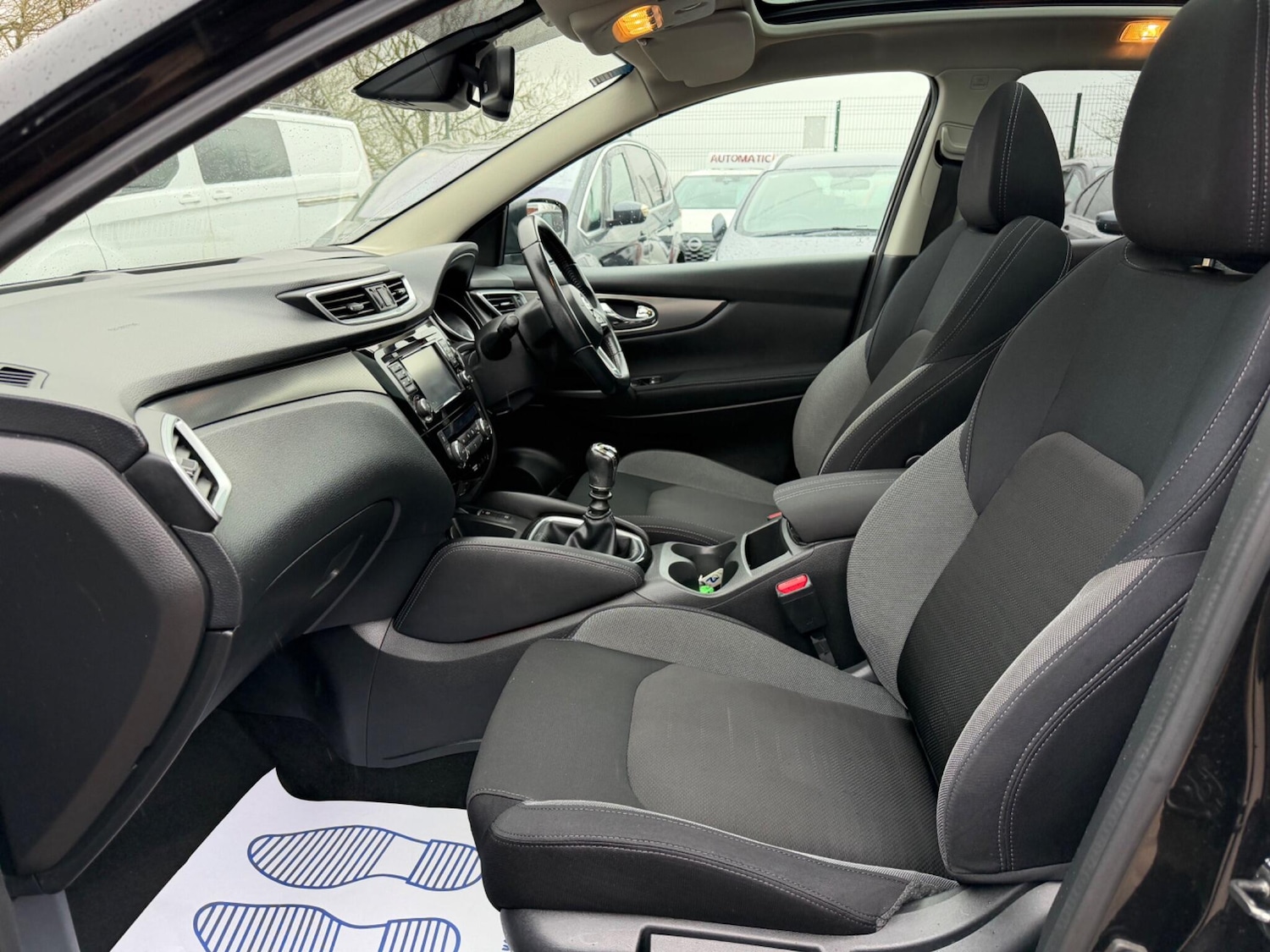 Used Nissan Qashqai 2017 for sale - 77537836: Photo 11