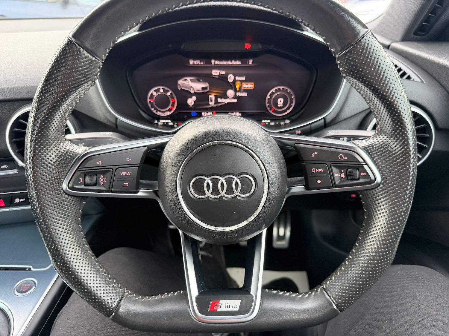 Used Audi TT 2015 for sale - 76839796: Photo 17