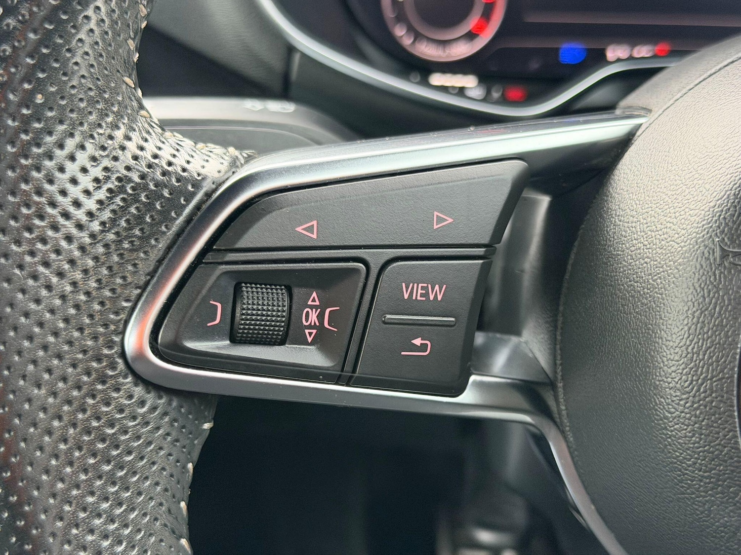 Used Audi TT 2015 for sale - 76839796: Photo 18