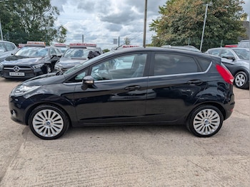 Used Ford Fiesta 2010 for sale - 75857910: Photo