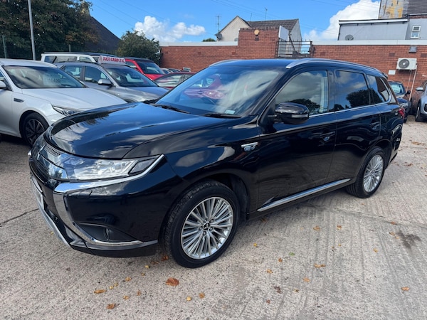 Used Mitsubishi Outlander 2019 for sale - 76013071: Photo 2