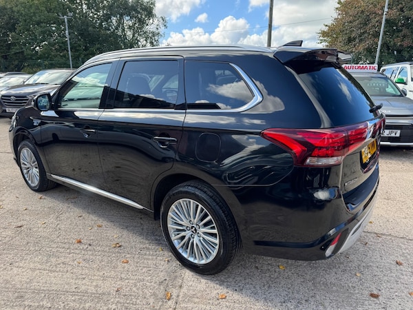 Used Mitsubishi Outlander 2019 for sale - 76013071: Photo 3