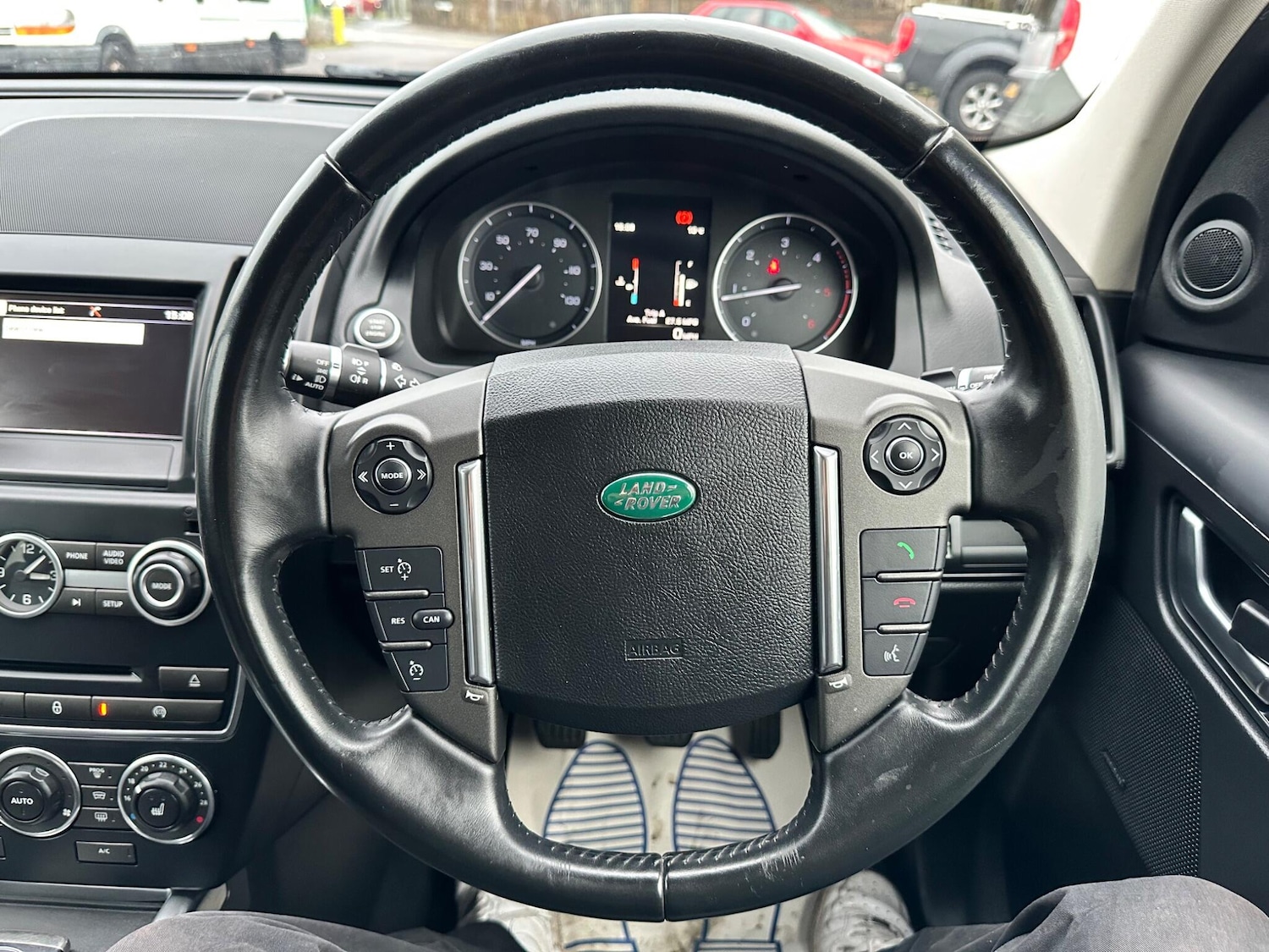 Used Land Rover Freelander 2 for sale - 76539024: Photo 32