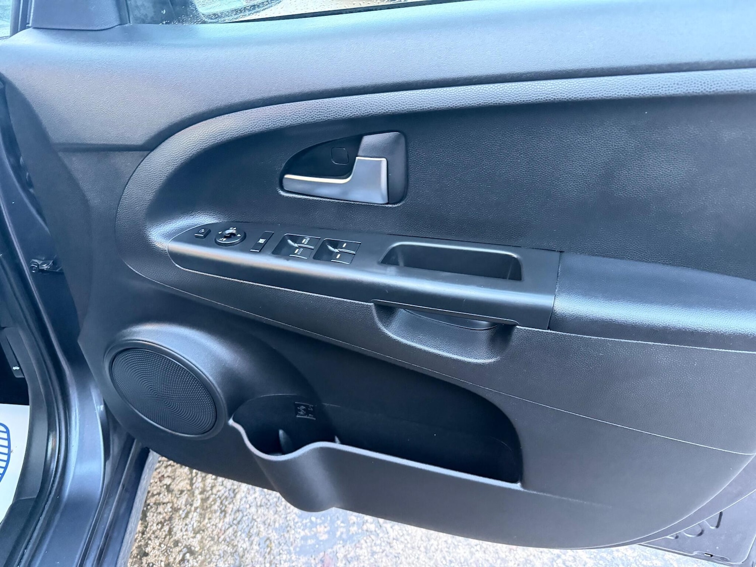 Used Kia Venga 2017 for sale - 76765276: Photo 13