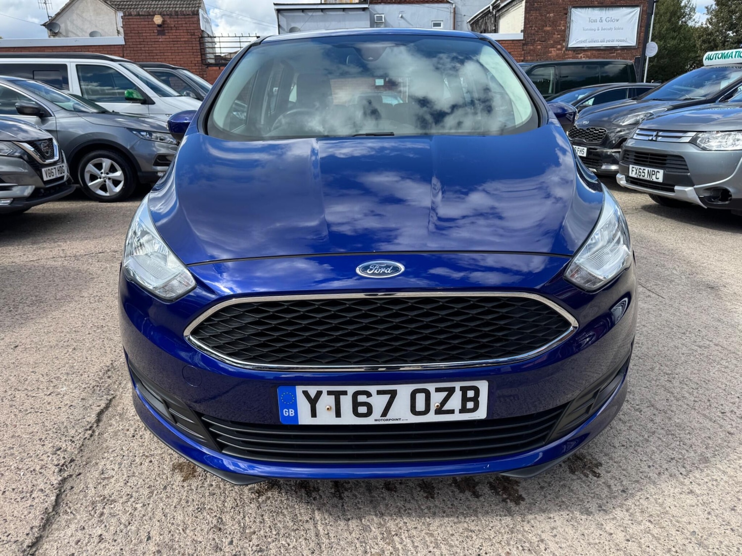 Used Ford C-Max 2017 for sale - 76987882: Photo 2