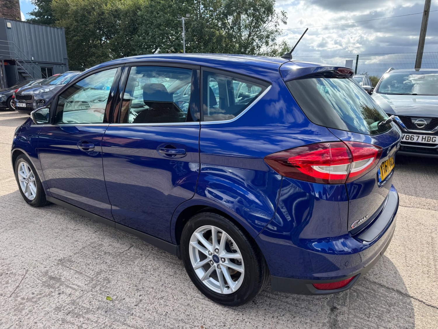 Used Ford C-Max 2017 for sale - 76987882: Photo 7