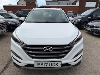 Used Hyundai TUCSON 2017 for sale - 77657900: Photo