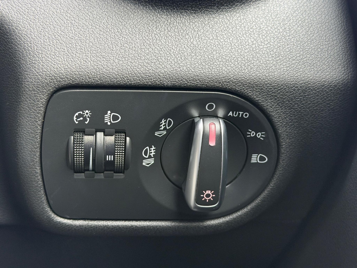 Used Audi A1 2015 for sale - 78127353: Photo 31