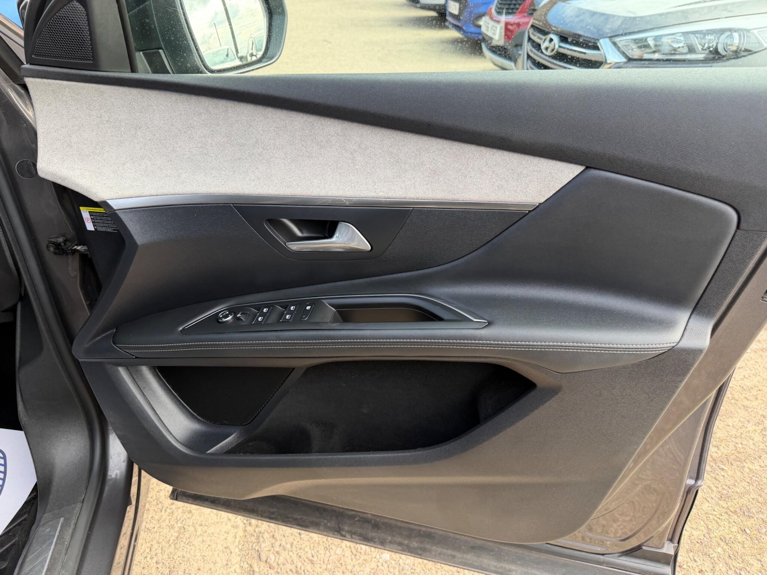 Used Peugeot 3008 2021 for sale - 77994412: Photo 24