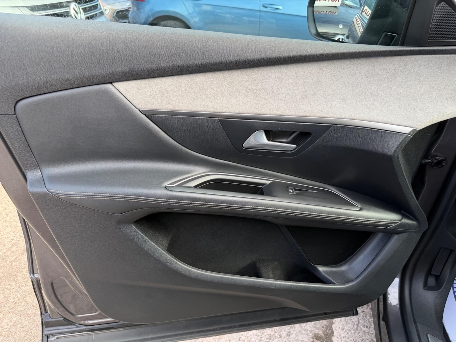 Used Peugeot 3008 2021 for sale - 77994412: Photo 25