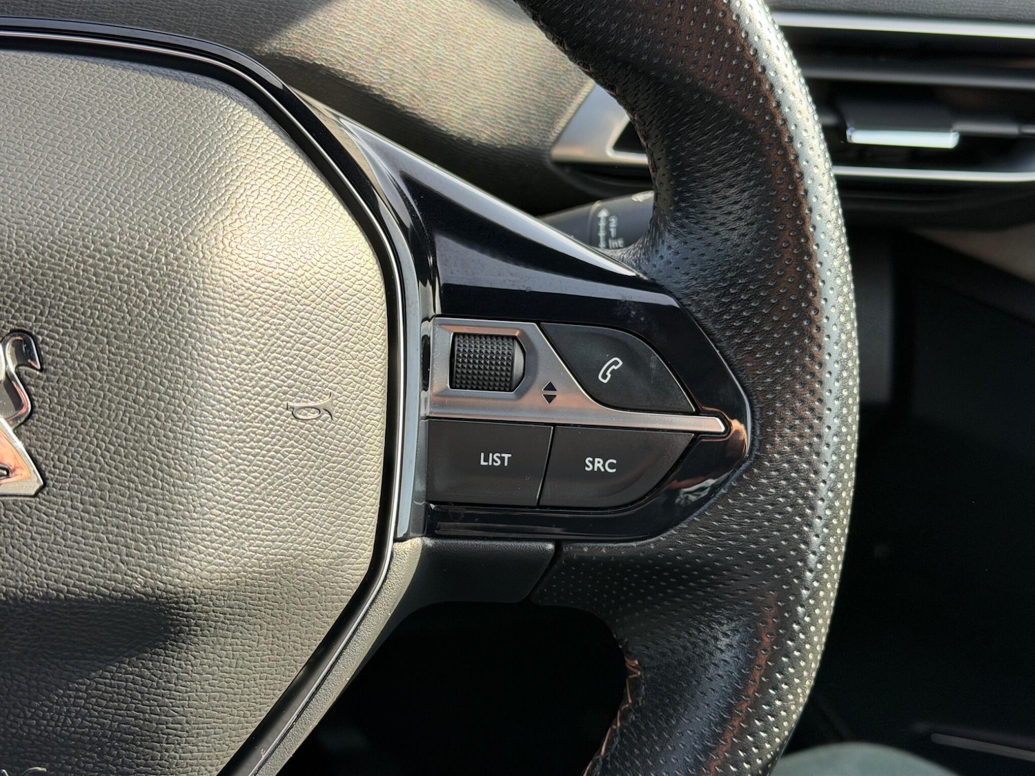 Used Peugeot 3008 2021 for sale - 77994412: Photo 37