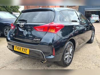 Used Toyota Auris 2014 for sale - 79667345: Photo