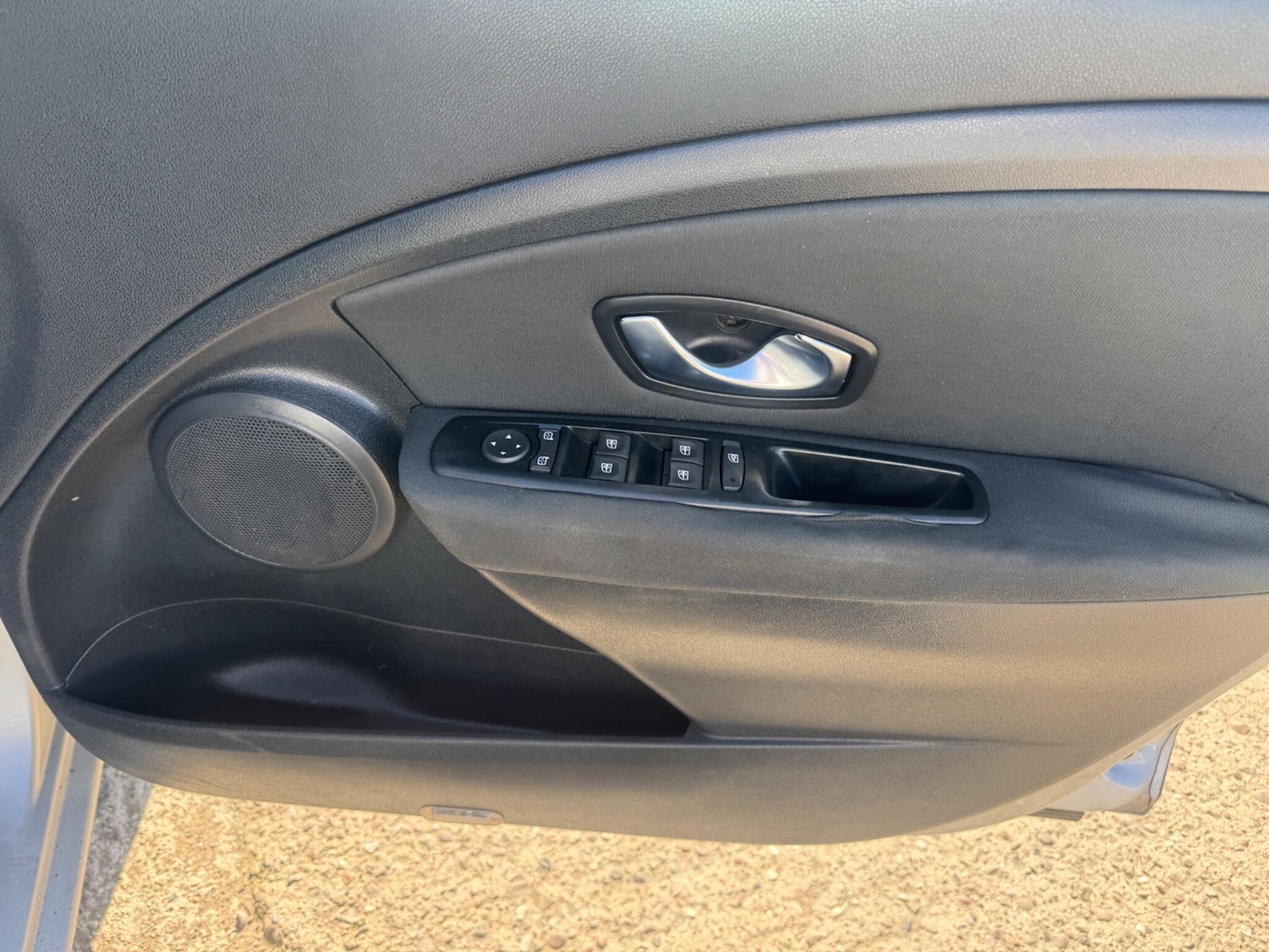 Used Renault Megane 2009 for sale - 77939309: Photo 15