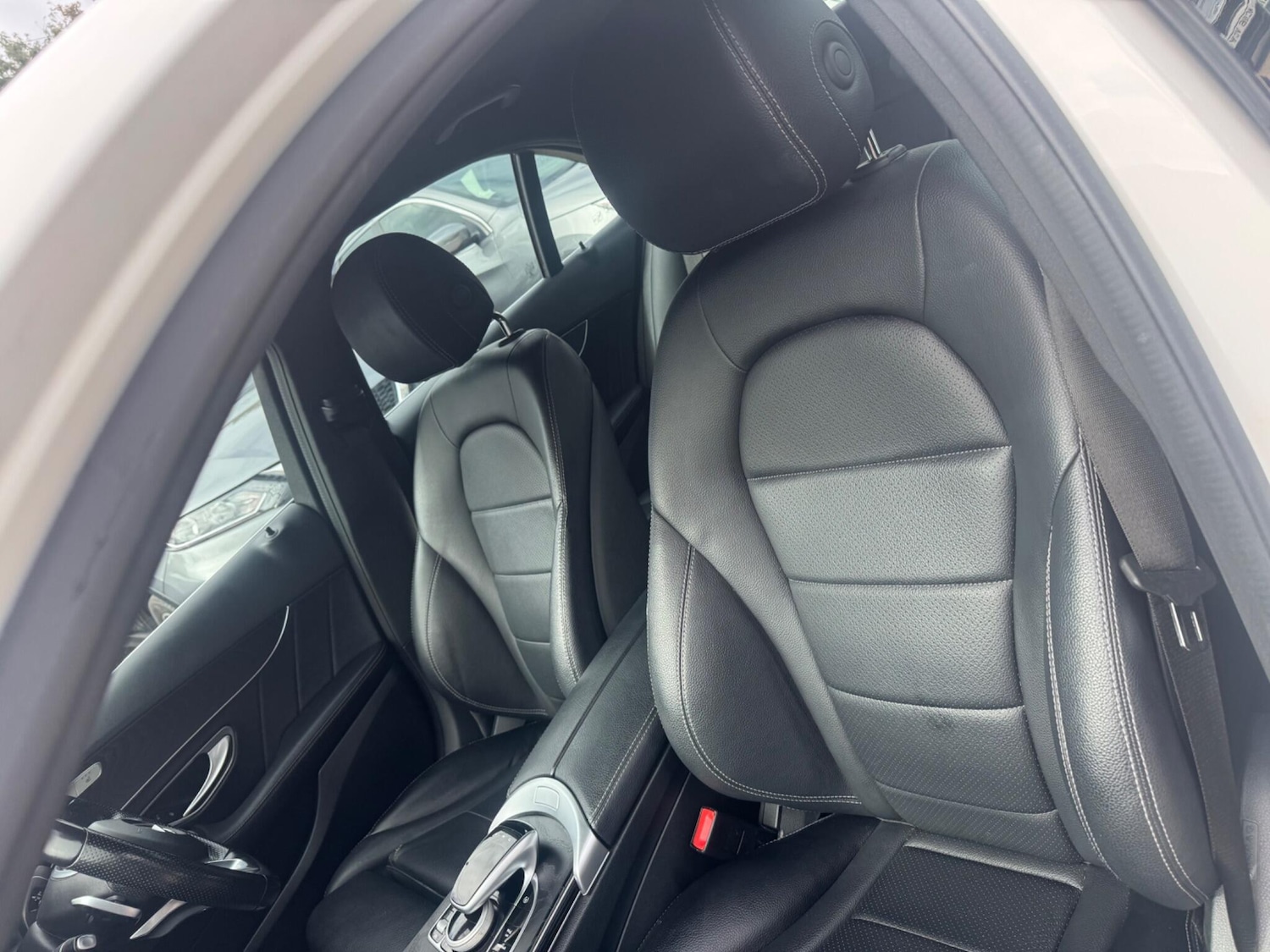 Used Mercedes-Benz C Class 2017 for sale - 75857442: Photo 12