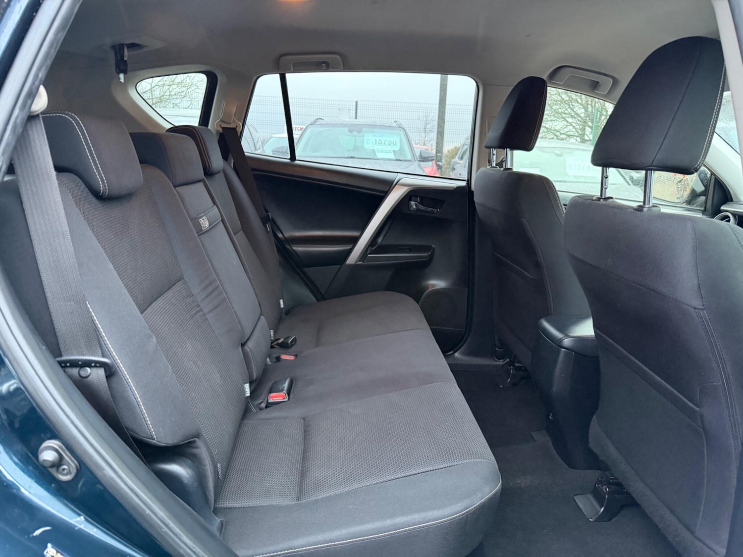 Used Toyota RAV4 2017 for sale - 77479337: Photo 10