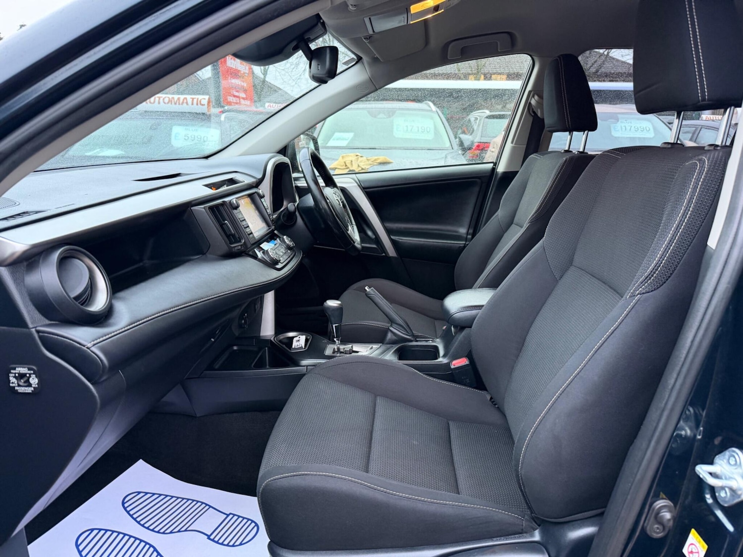 Used Toyota RAV4 2017 for sale - 77479337: Photo 11