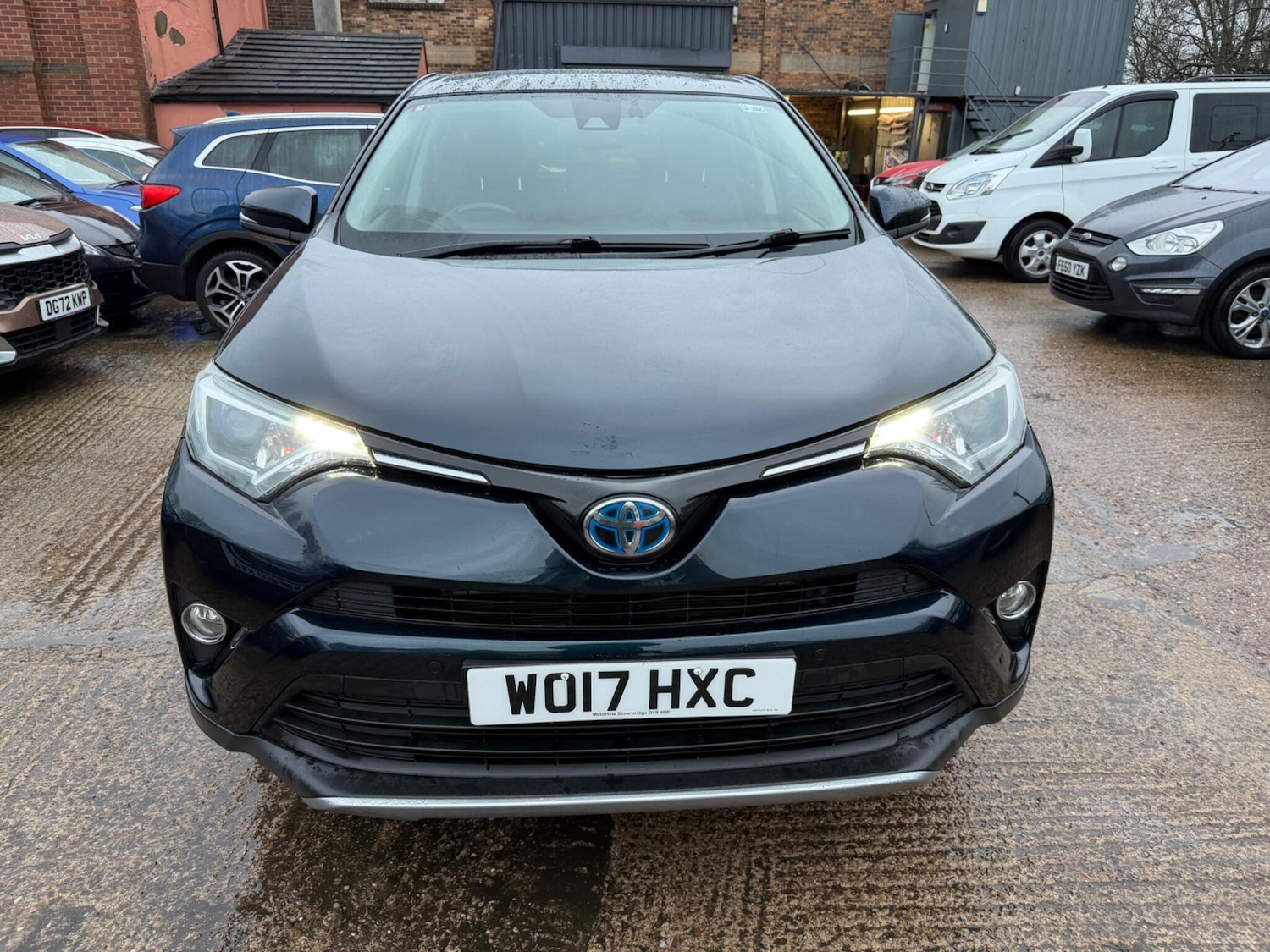 Used Toyota RAV4 2017 for sale - 77479337: Photo 2