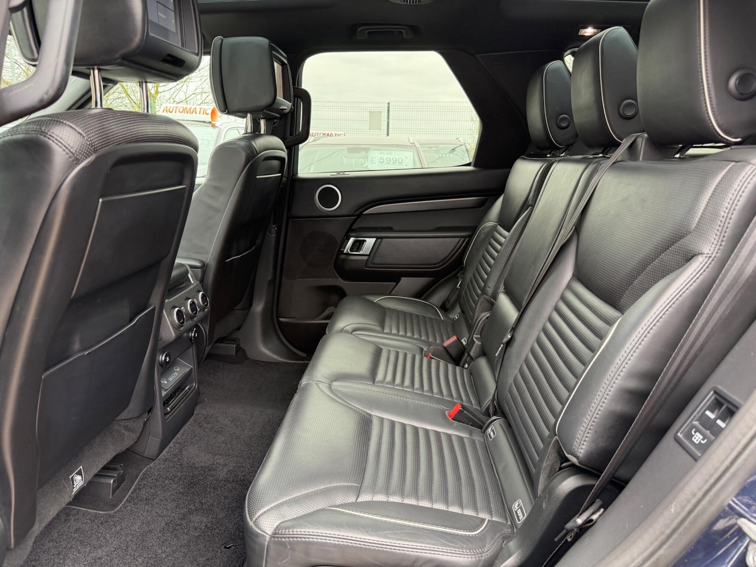 Used Land Rover Discovery 2018 for sale - 78100229: Photo 14