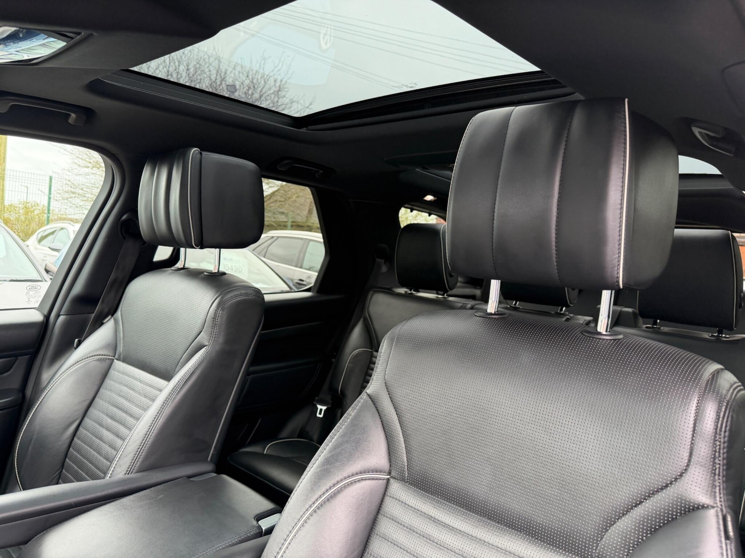 Used Land Rover Discovery 2018 for sale - 78100229: Photo 25