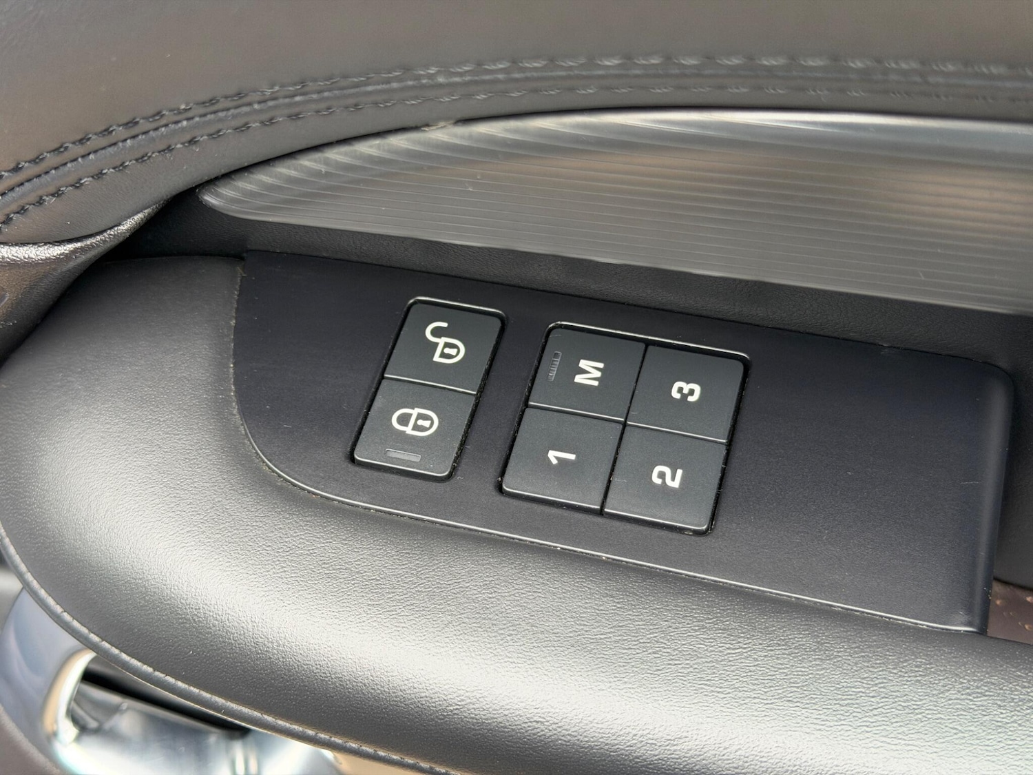 Used Land Rover Discovery 2018 for sale - 78100229: Photo 26