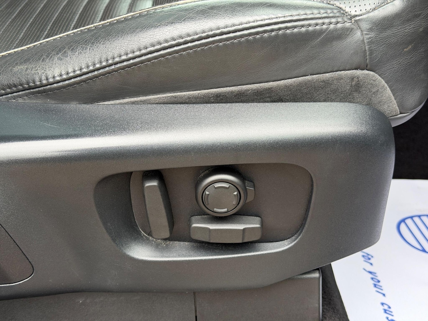 Used Land Rover Discovery 2018 for sale - 78100229: Photo 27