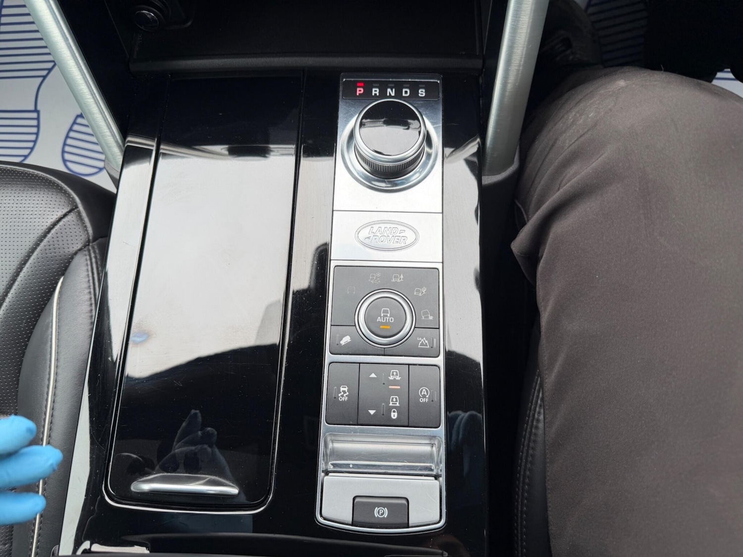 Used Land Rover Discovery 2018 for sale - 78100229: Photo 36