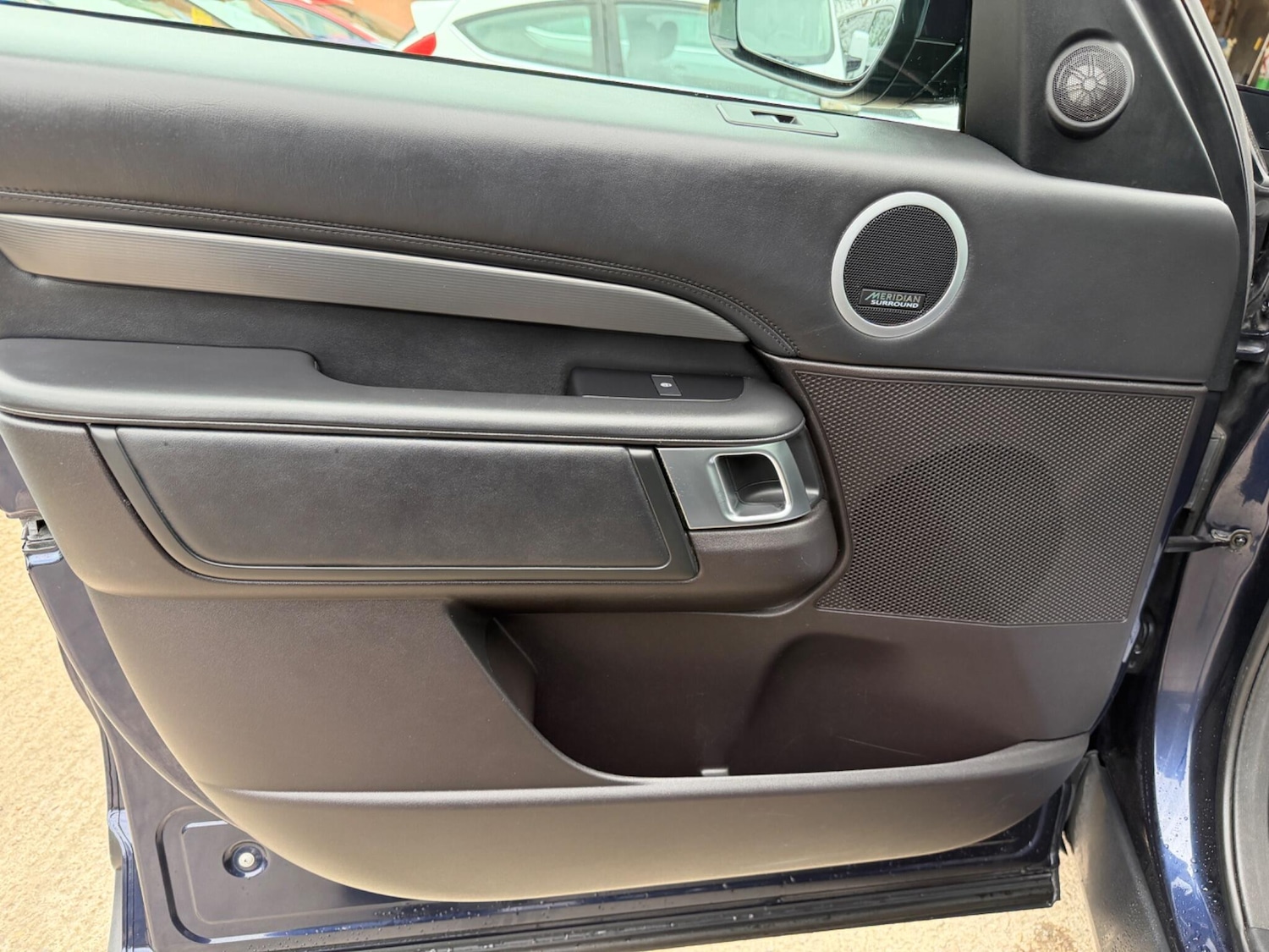 Used Land Rover Discovery 2018 for sale - 78100229: Photo 39