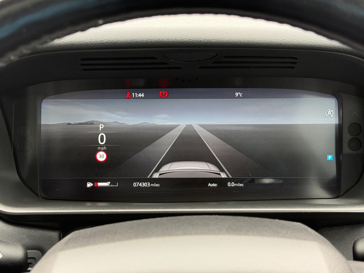 Used Land Rover Discovery 2018 for sale - 78100229: Photo 45