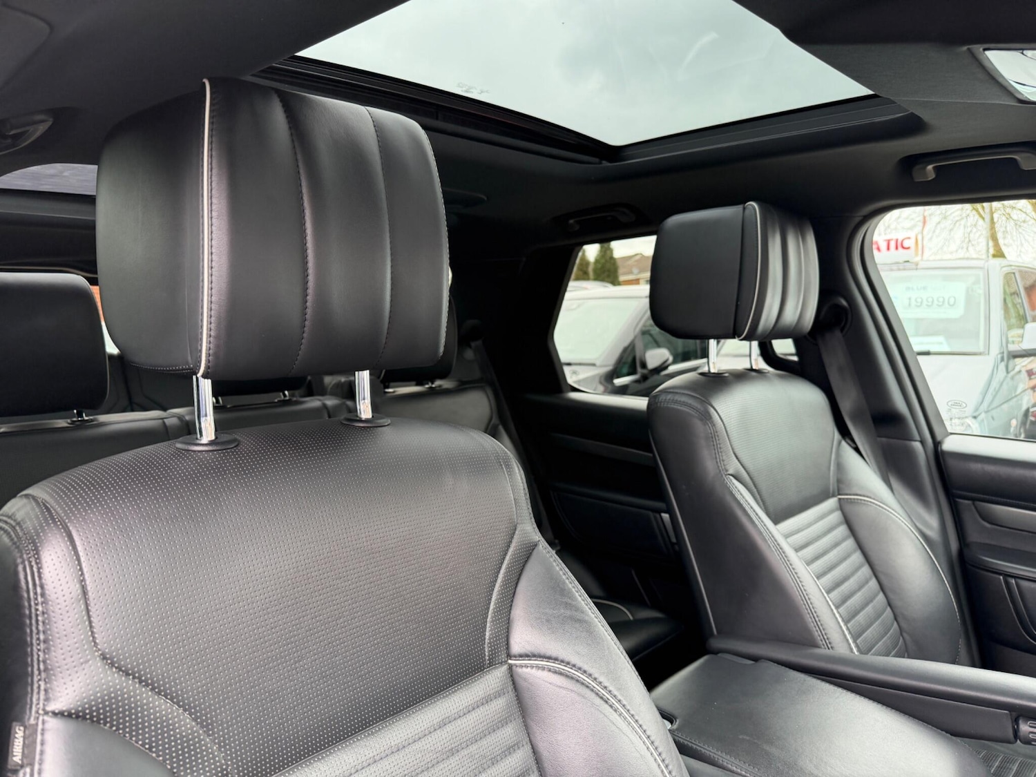 Used Land Rover Discovery 2018 for sale - 78100229: Photo 49