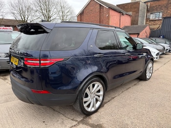 Used Land Rover Discovery 2018 for sale - 78100229: Photo