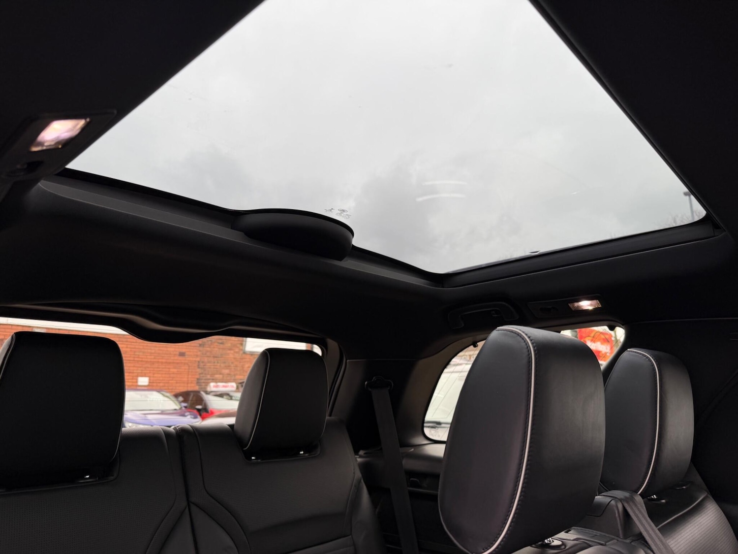 Used Land Rover Discovery 2018 for sale - 78100229: Photo 52