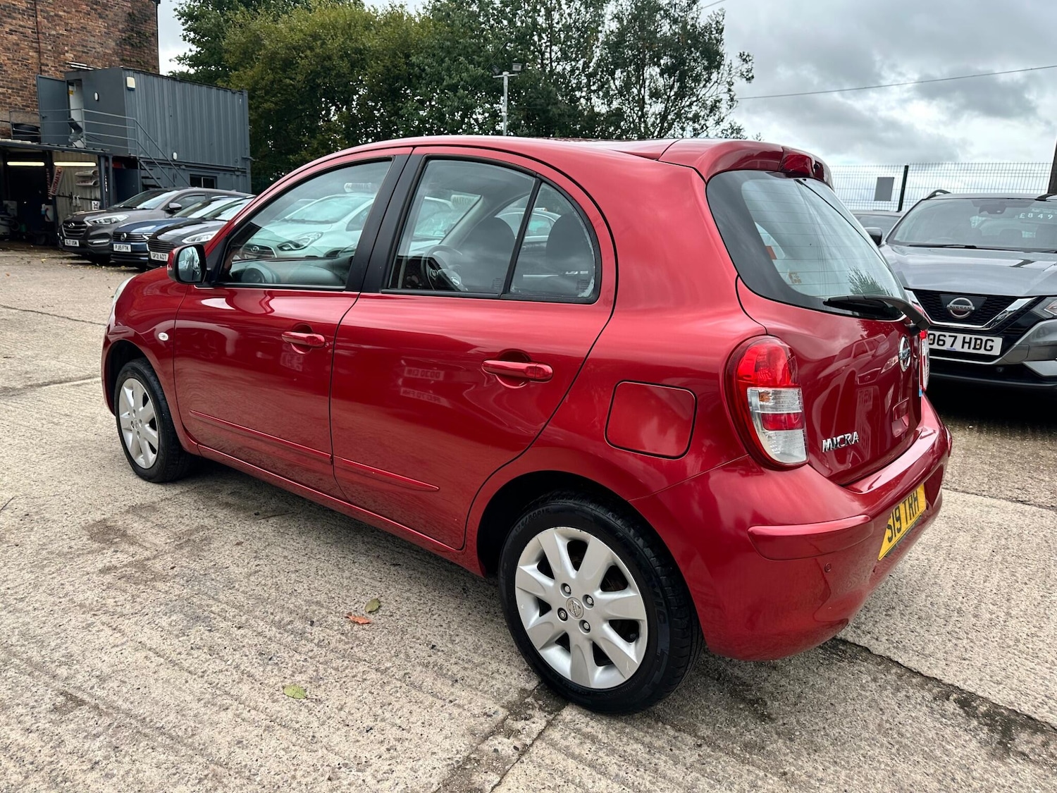 Used Nissan Micra 2011 for sale - 75941822: Photo 4