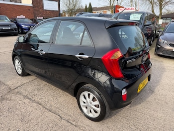 Used Kia Picanto 2013 for sale - 77957786: Photo
