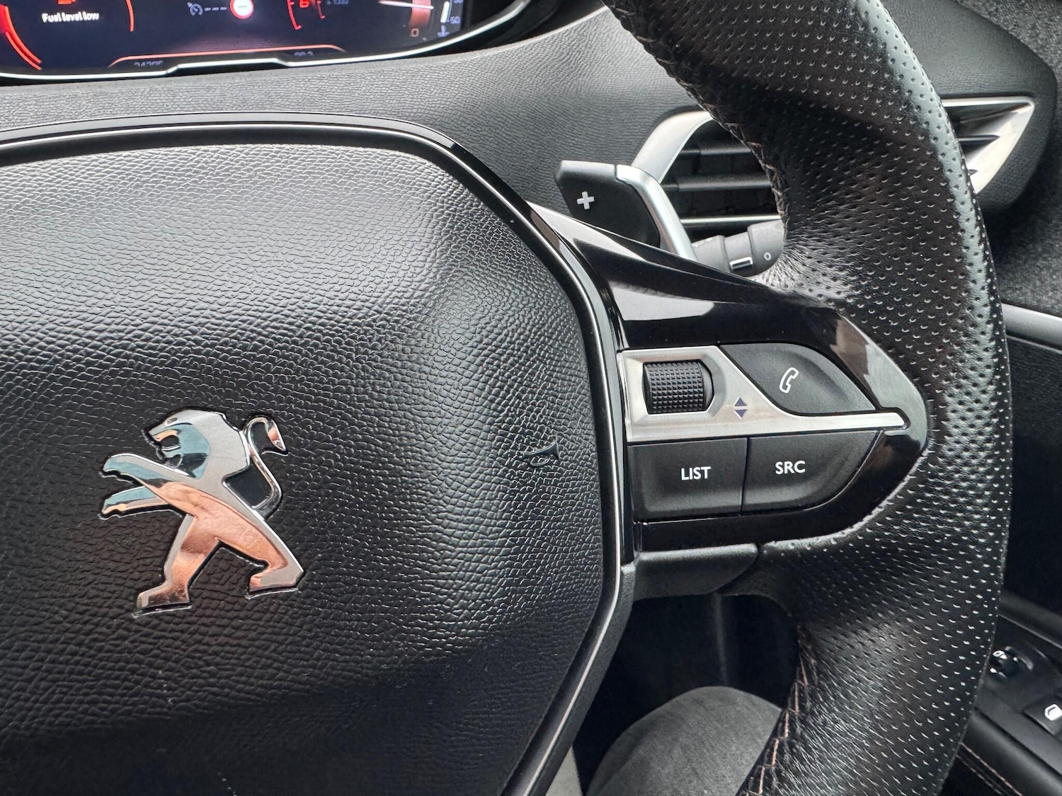 Used Peugeot 3008 2017 for sale - 76409331: Photo 23