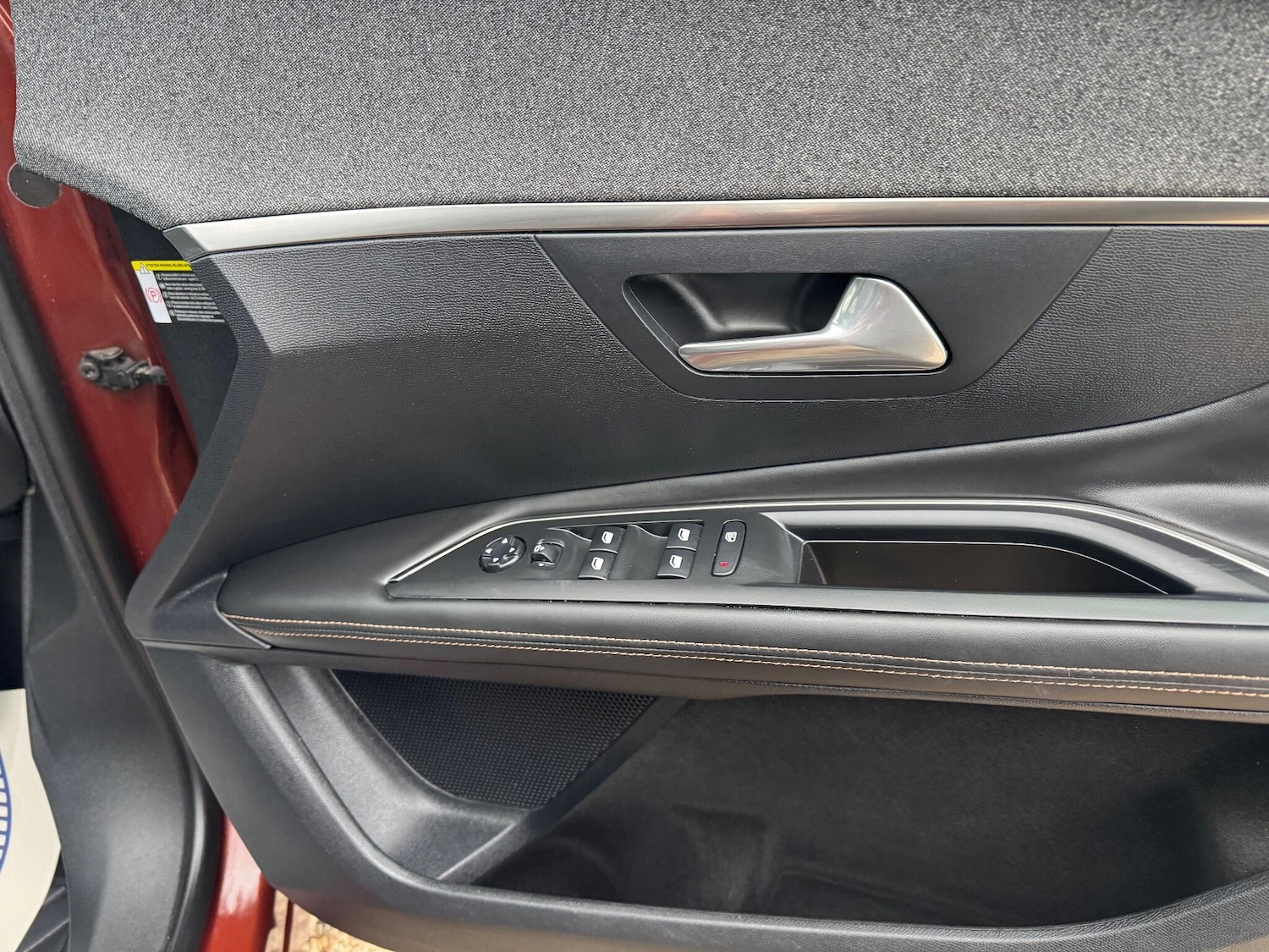 Used Peugeot 3008 2017 for sale - 76409331: Photo 32